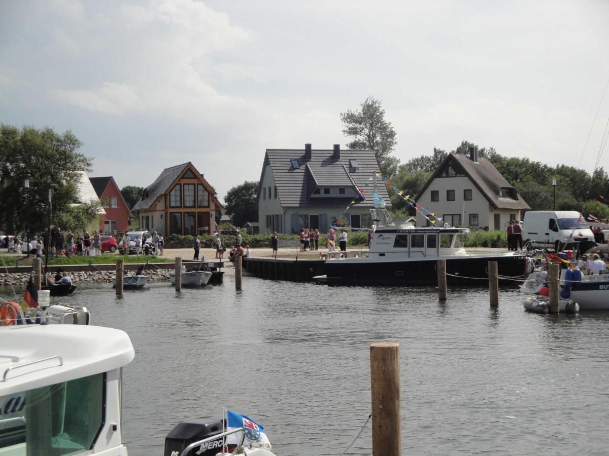 Ferienhaus Boddenblick Und Kranich Vieregge 외부 사진